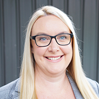 Steph Hinds avatar